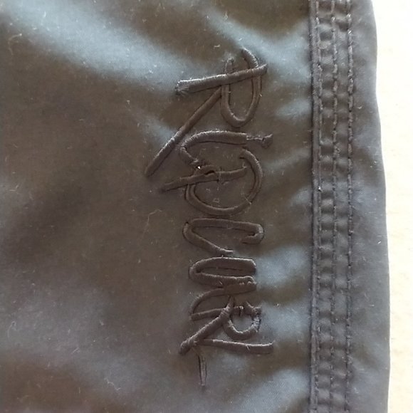 Women's Size 1 (XS) Rip Curl "Live the Search" Board Shorts, black - Picture 4 of 11